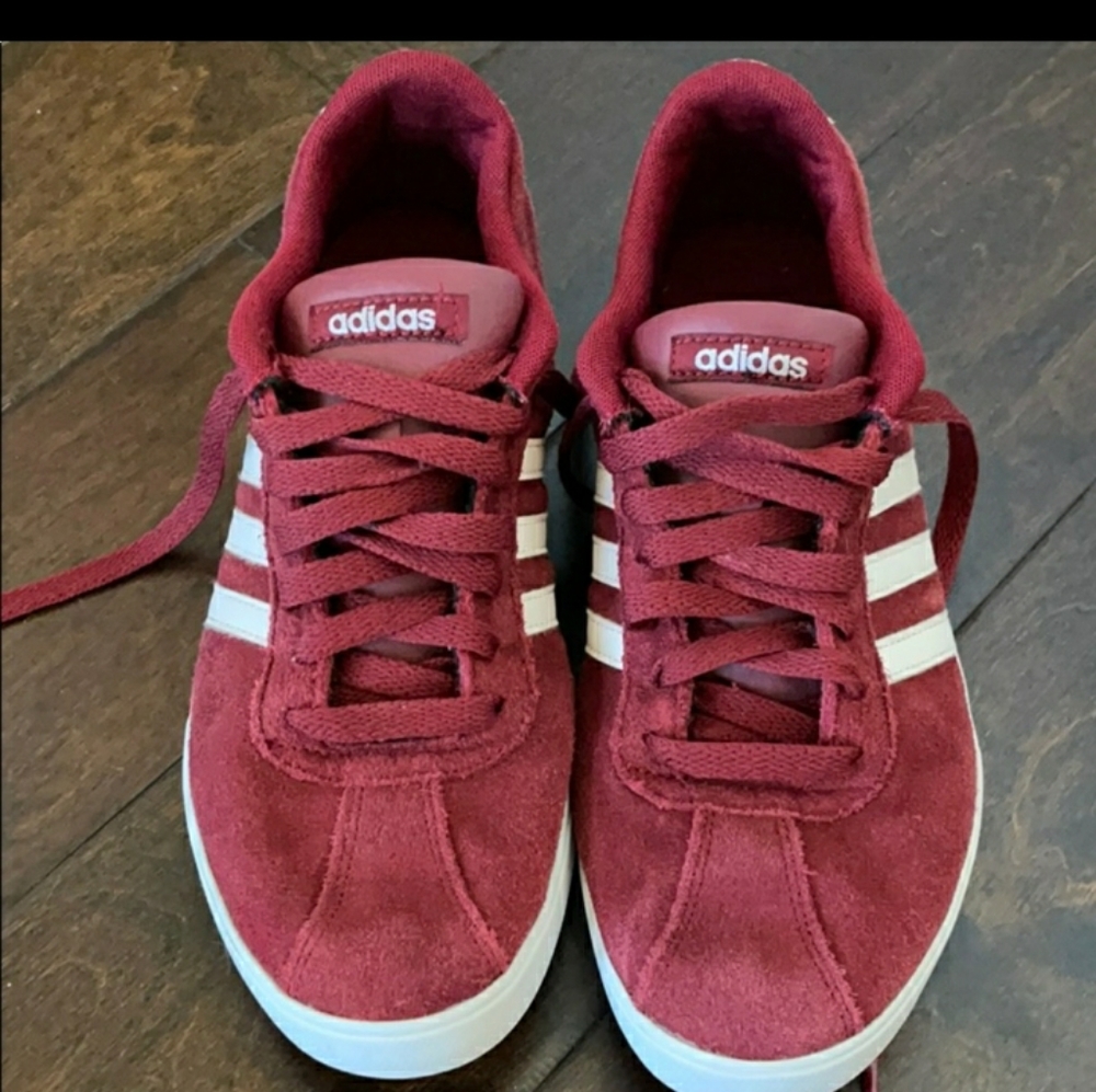 EXCELLENT condition womens maroon Adidas